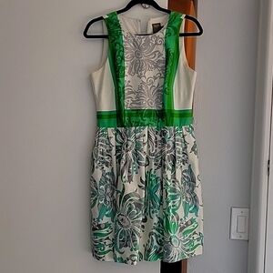 Taylor Dress Size 6